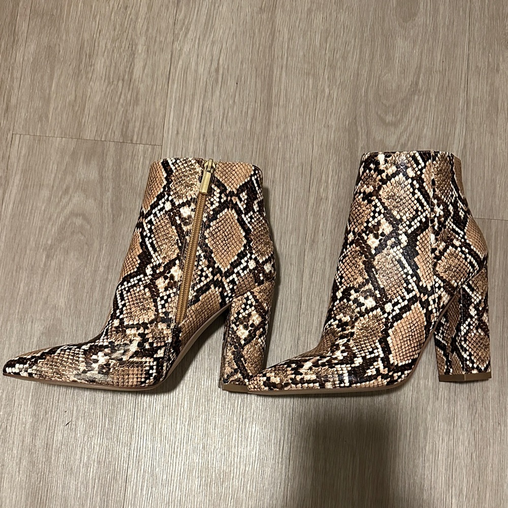 Snakeskin Patterned Ankle Boots